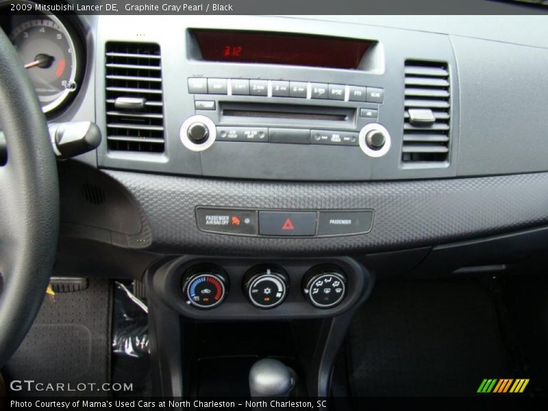 Graphite Gray Pearl / Black 2009 Mitsubishi Lancer DE
