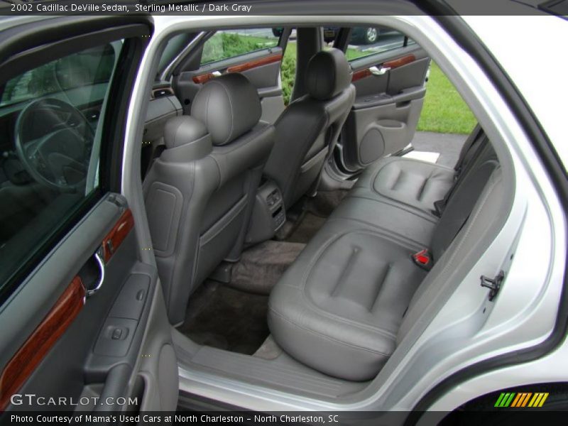 Sterling Metallic / Dark Gray 2002 Cadillac DeVille Sedan