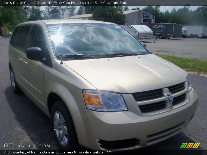 White Gold Pearl / Medium Slate Gray/Light Shale 2010 Dodge Grand Caravan SE