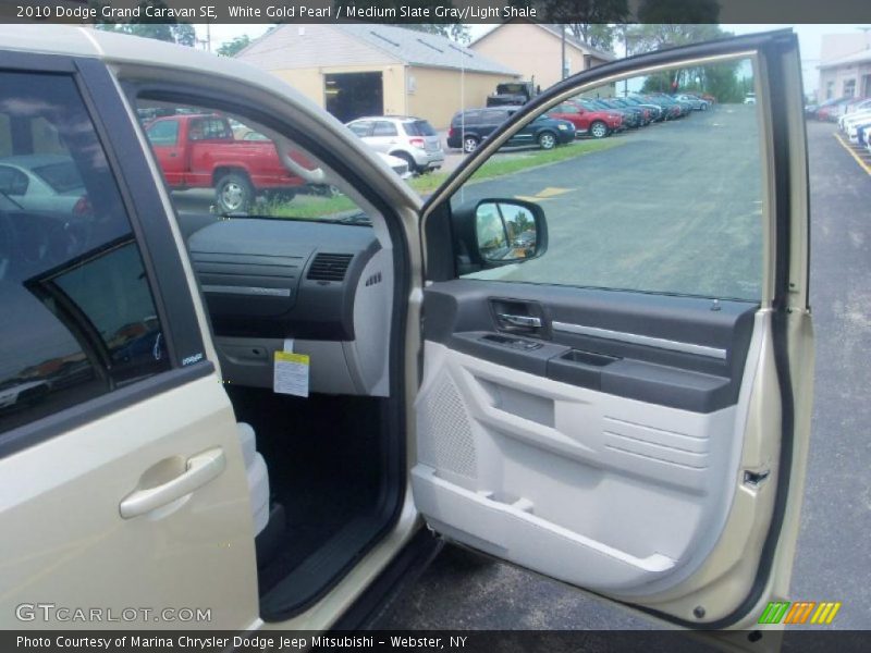 White Gold Pearl / Medium Slate Gray/Light Shale 2010 Dodge Grand Caravan SE