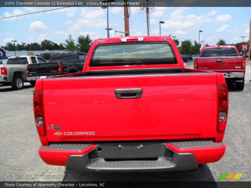 Victory Red / Medium Pewter 2006 Chevrolet Colorado LS Extended Cab