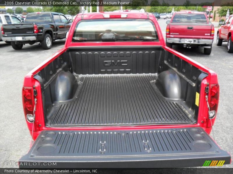 Victory Red / Medium Pewter 2006 Chevrolet Colorado LS Extended Cab