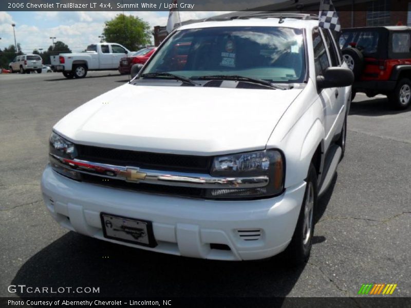 Summit White / Light Gray 2006 Chevrolet TrailBlazer LT 4x4