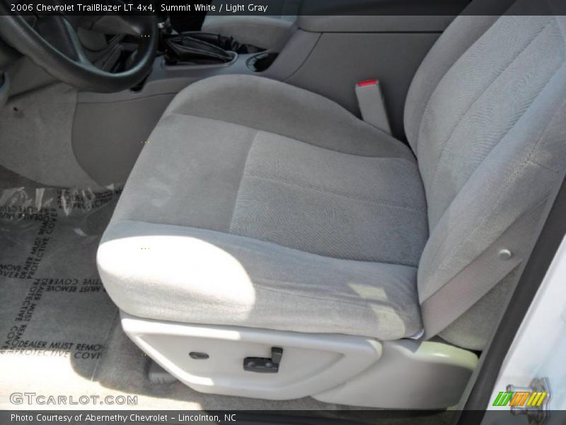Summit White / Light Gray 2006 Chevrolet TrailBlazer LT 4x4