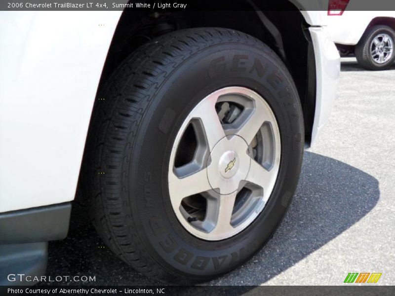 Summit White / Light Gray 2006 Chevrolet TrailBlazer LT 4x4