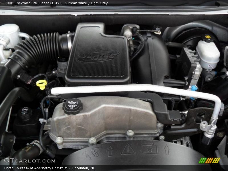 Summit White / Light Gray 2006 Chevrolet TrailBlazer LT 4x4