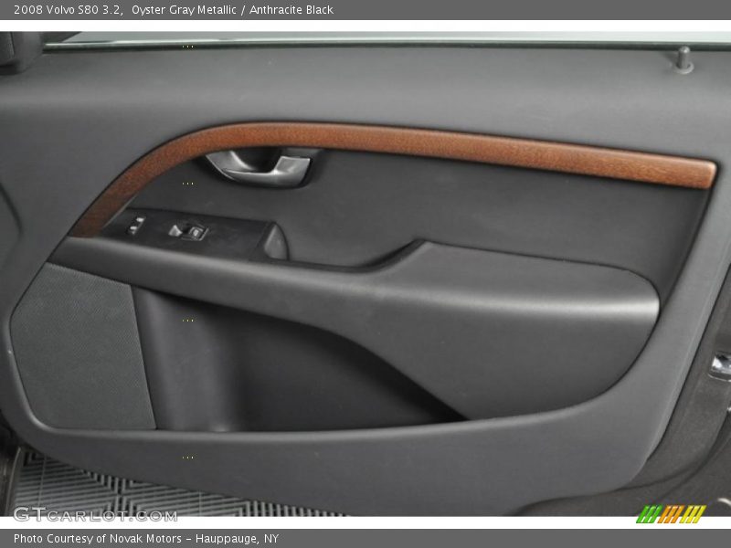 Oyster Gray Metallic / Anthracite Black 2008 Volvo S80 3.2