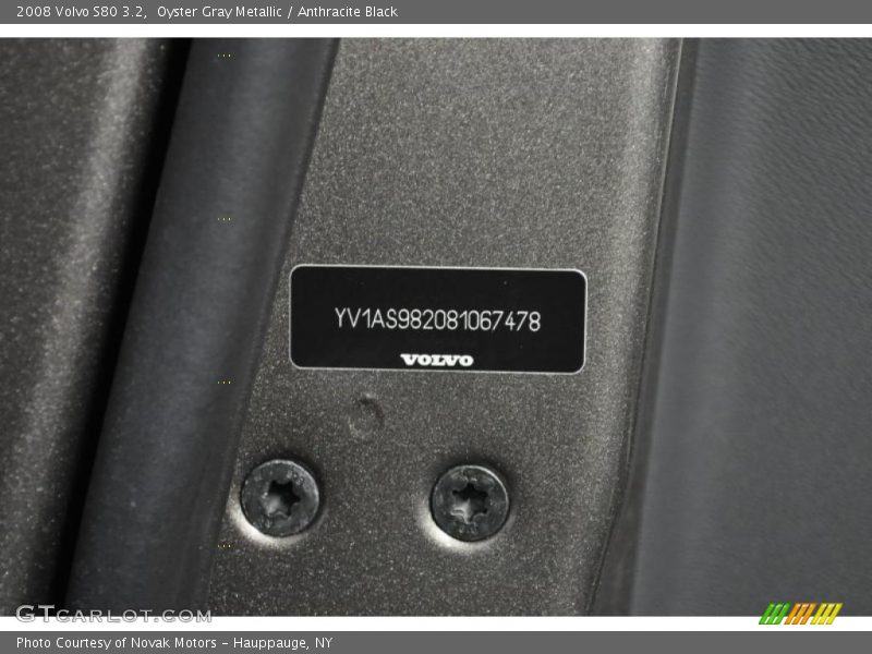 Oyster Gray Metallic / Anthracite Black 2008 Volvo S80 3.2