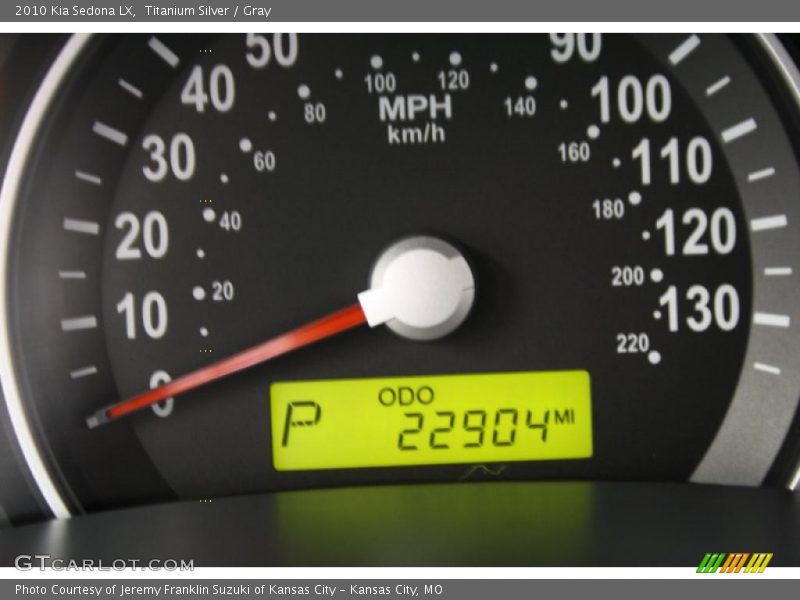 Titanium Silver / Gray 2010 Kia Sedona LX