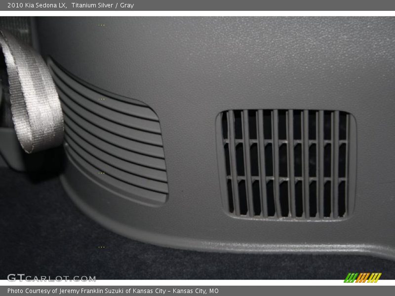 Titanium Silver / Gray 2010 Kia Sedona LX