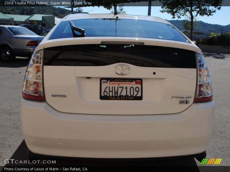 Super White / Dark Gray 2009 Toyota Prius Hybrid
