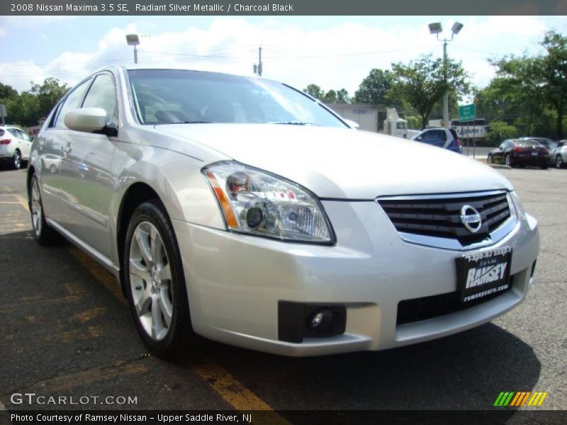 Radiant Silver Metallic / Charcoal Black 2008 Nissan Maxima 3.5 SE