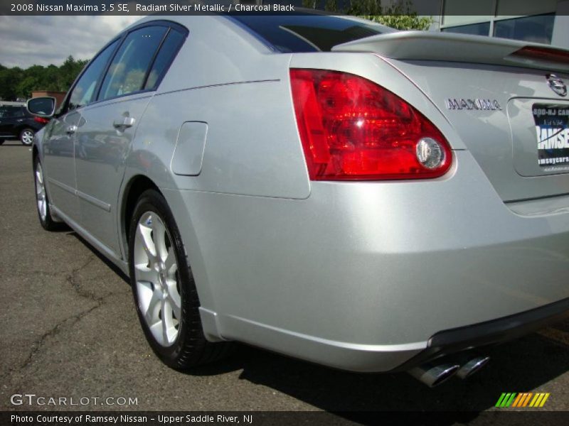 Radiant Silver Metallic / Charcoal Black 2008 Nissan Maxima 3.5 SE
