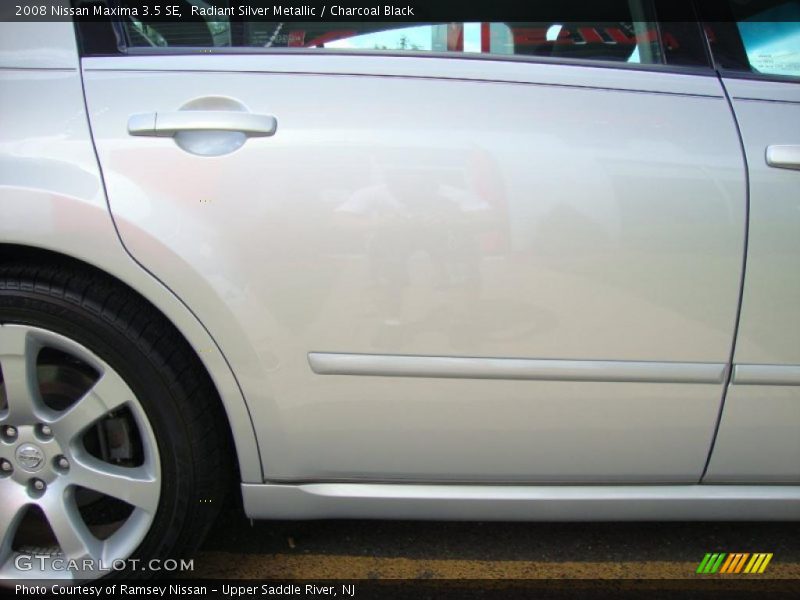 Radiant Silver Metallic / Charcoal Black 2008 Nissan Maxima 3.5 SE