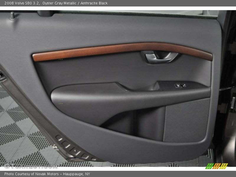 Oyster Gray Metallic / Anthracite Black 2008 Volvo S80 3.2