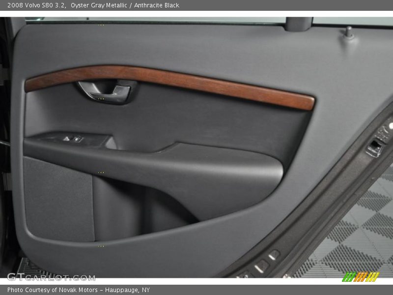 Oyster Gray Metallic / Anthracite Black 2008 Volvo S80 3.2