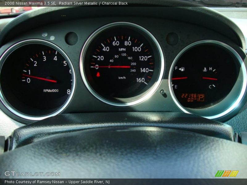 Radiant Silver Metallic / Charcoal Black 2008 Nissan Maxima 3.5 SE