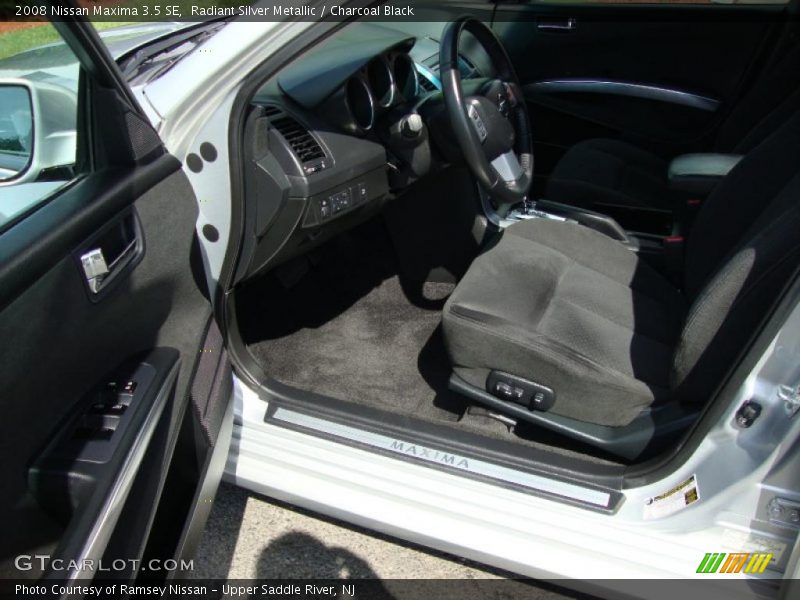 Radiant Silver Metallic / Charcoal Black 2008 Nissan Maxima 3.5 SE