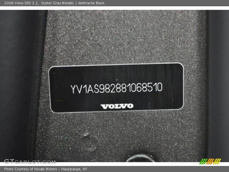 Oyster Gray Metallic / Anthracite Black 2008 Volvo S80 3.2
