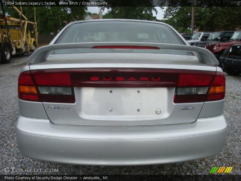 White Birch / Gray Moquette 2004 Subaru Legacy L Sedan
