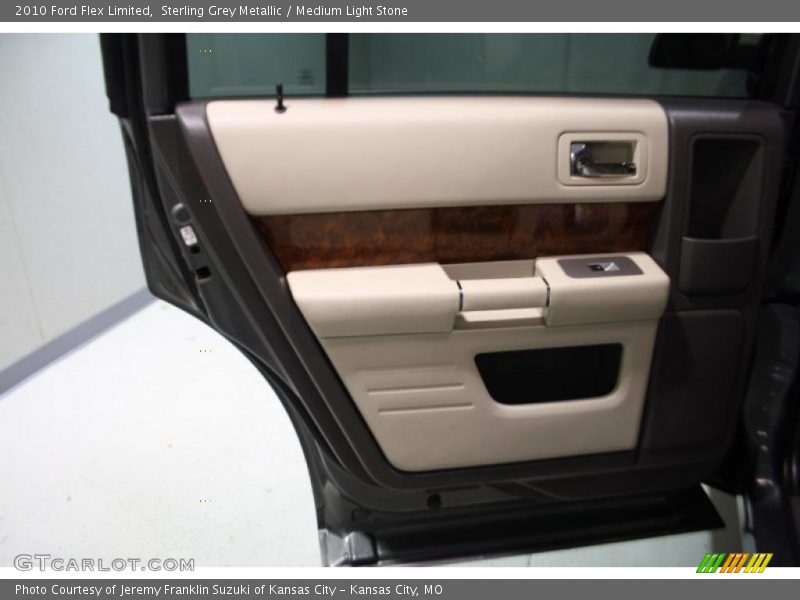 Sterling Grey Metallic / Medium Light Stone 2010 Ford Flex Limited