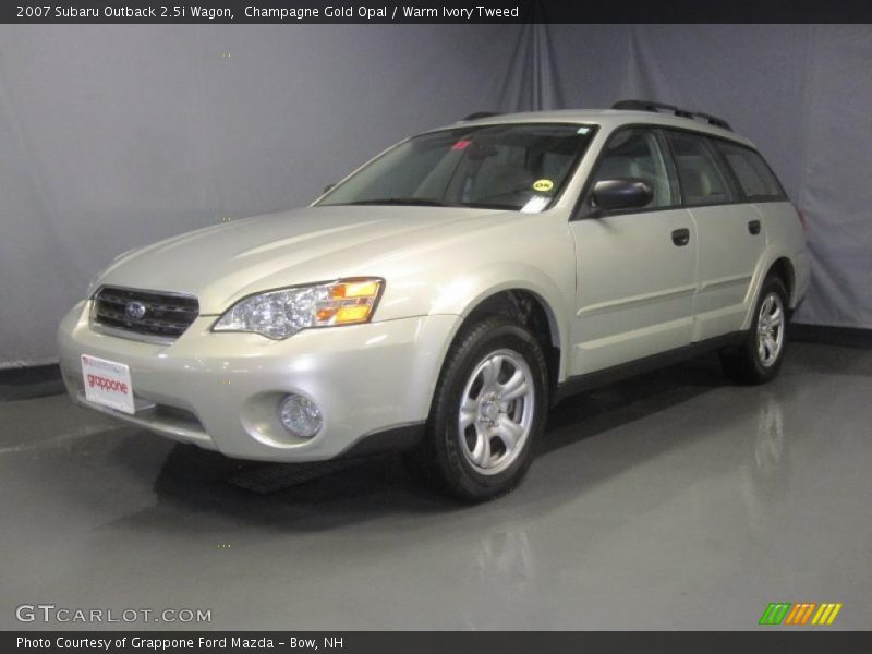 Champagne Gold Opal / Warm Ivory Tweed 2007 Subaru Outback 2.5i Wagon