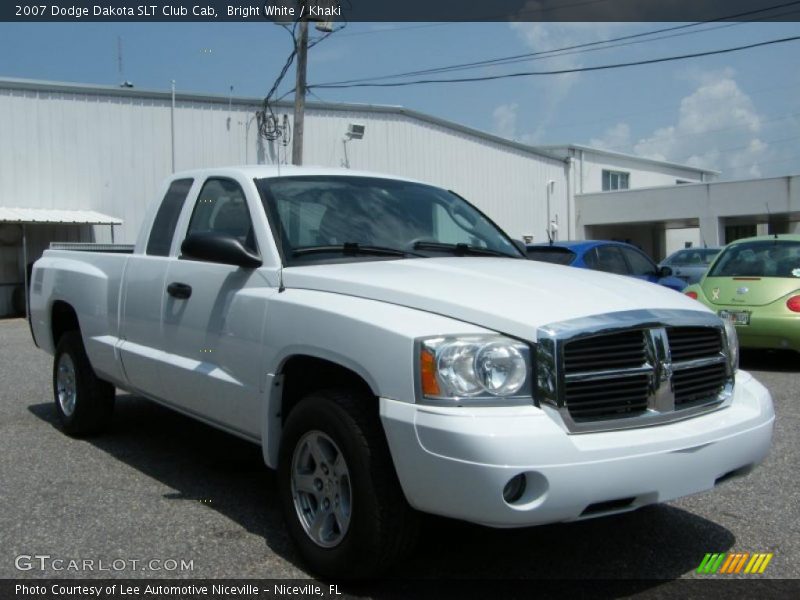 Bright White / Khaki 2007 Dodge Dakota SLT Club Cab