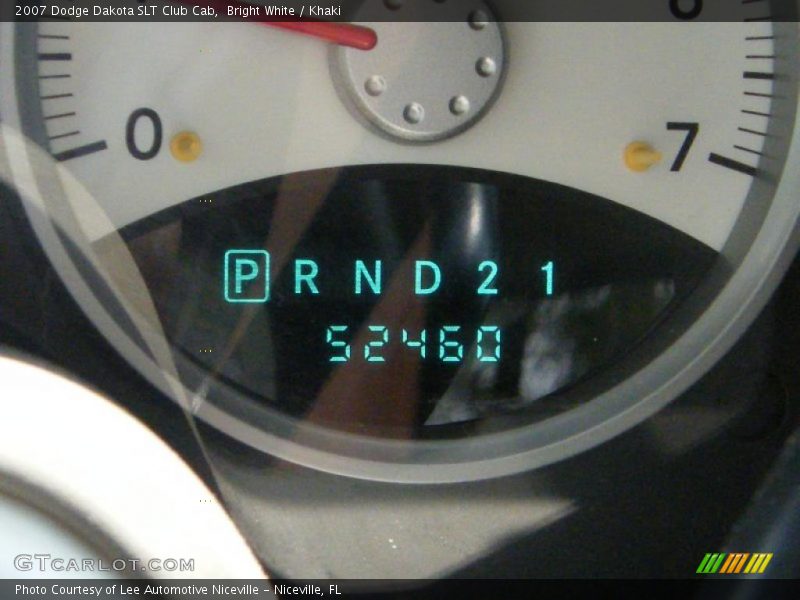 Bright White / Khaki 2007 Dodge Dakota SLT Club Cab