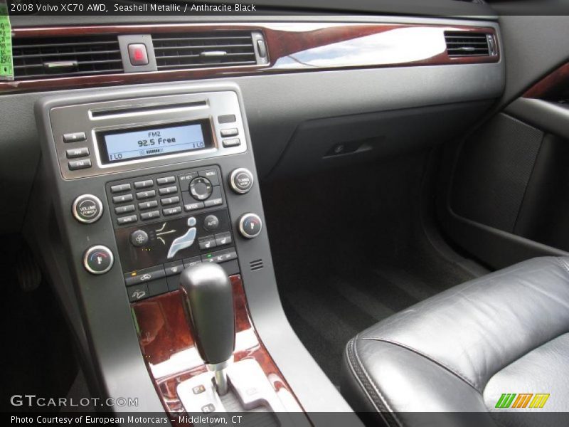 Seashell Metallic / Anthracite Black 2008 Volvo XC70 AWD