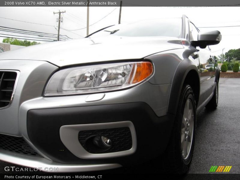 Electric Silver Metallic / Anthracite Black 2008 Volvo XC70 AWD