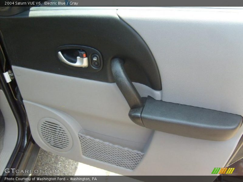 Electric Blue / Gray 2004 Saturn VUE V6
