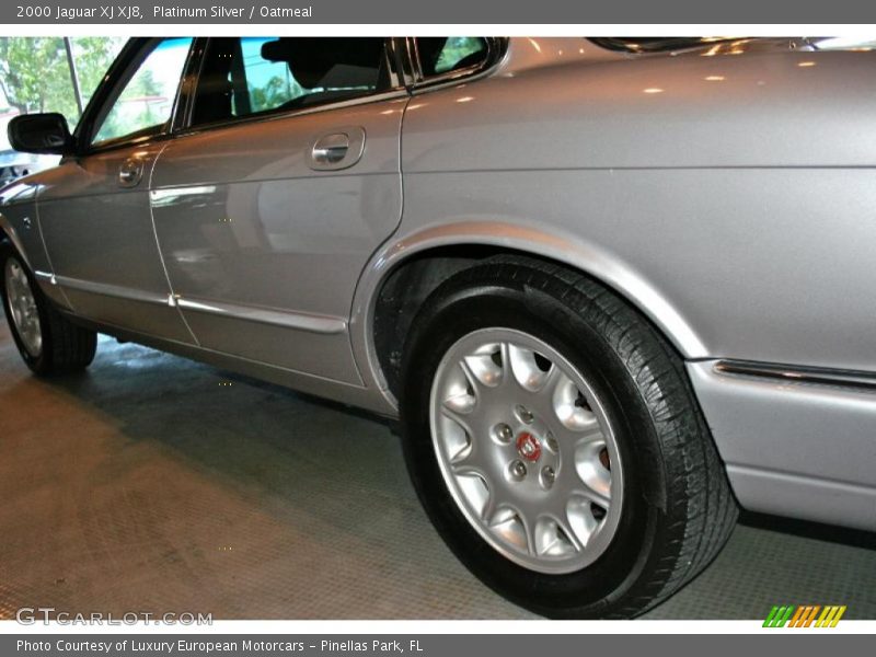 Platinum Silver / Oatmeal 2000 Jaguar XJ XJ8