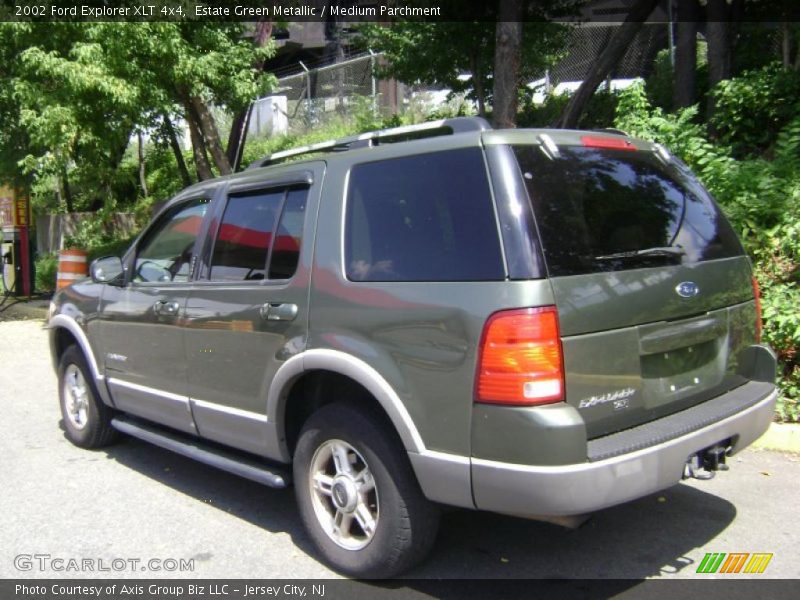 Estate Green Metallic / Medium Parchment 2002 Ford Explorer XLT 4x4
