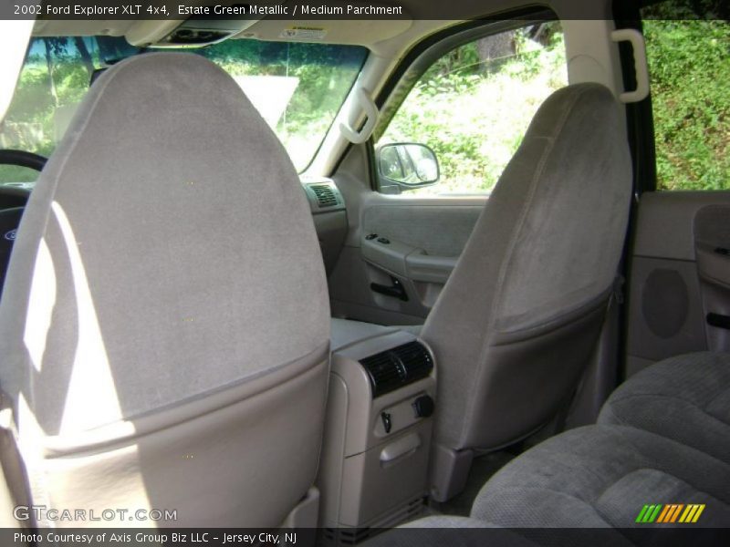 Estate Green Metallic / Medium Parchment 2002 Ford Explorer XLT 4x4