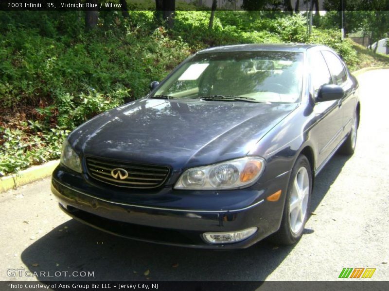 Midnight Blue / Willow 2003 Infiniti I 35