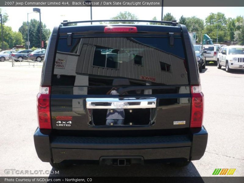 Black Clearcoat / Dark Slate Gray/Light Graystone 2007 Jeep Commander Limited 4x4