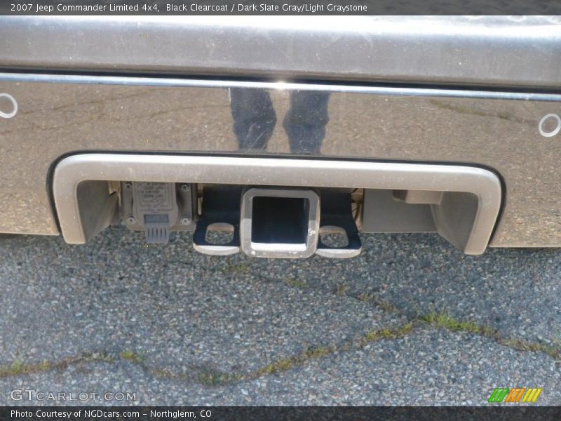 Black Clearcoat / Dark Slate Gray/Light Graystone 2007 Jeep Commander Limited 4x4