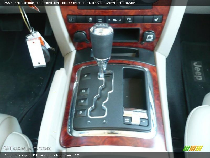 Black Clearcoat / Dark Slate Gray/Light Graystone 2007 Jeep Commander Limited 4x4