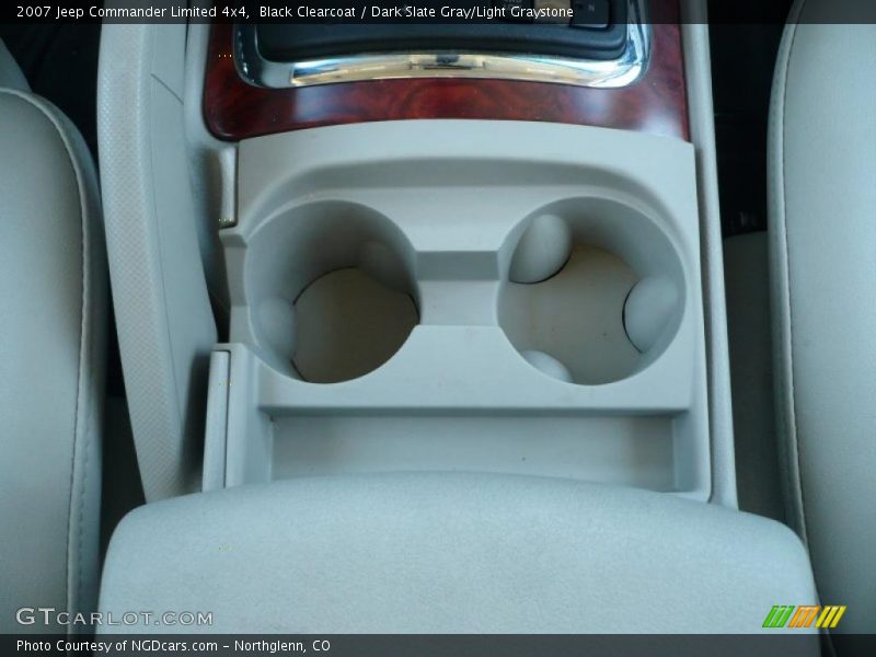 Black Clearcoat / Dark Slate Gray/Light Graystone 2007 Jeep Commander Limited 4x4