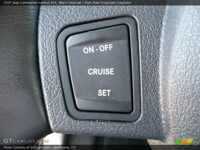 Black Clearcoat / Dark Slate Gray/Light Graystone 2007 Jeep Commander Limited 4x4