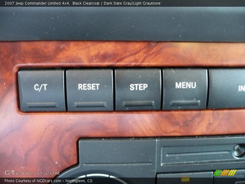 Black Clearcoat / Dark Slate Gray/Light Graystone 2007 Jeep Commander Limited 4x4