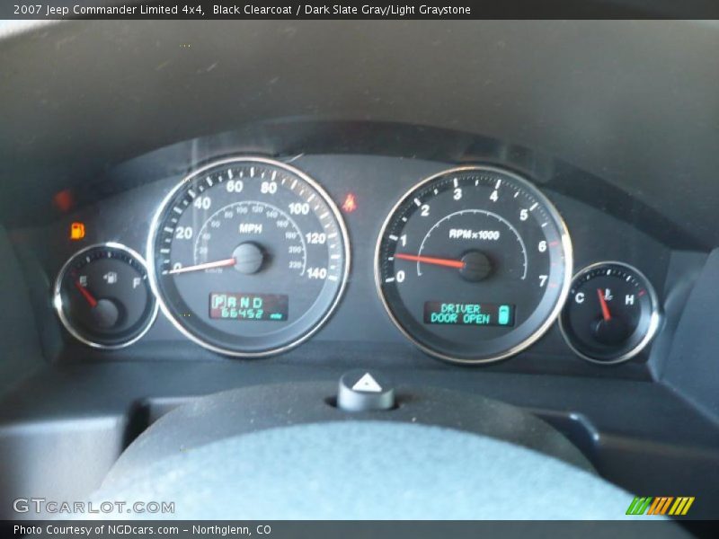 Black Clearcoat / Dark Slate Gray/Light Graystone 2007 Jeep Commander Limited 4x4