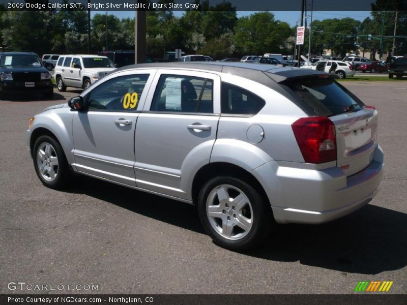 Bright Silver Metallic / Dark Slate Gray 2009 Dodge Caliber SXT