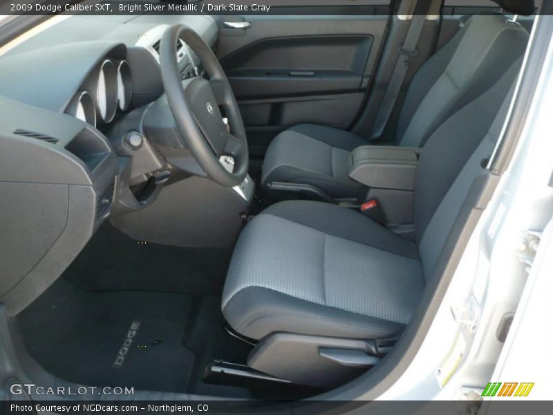 Bright Silver Metallic / Dark Slate Gray 2009 Dodge Caliber SXT