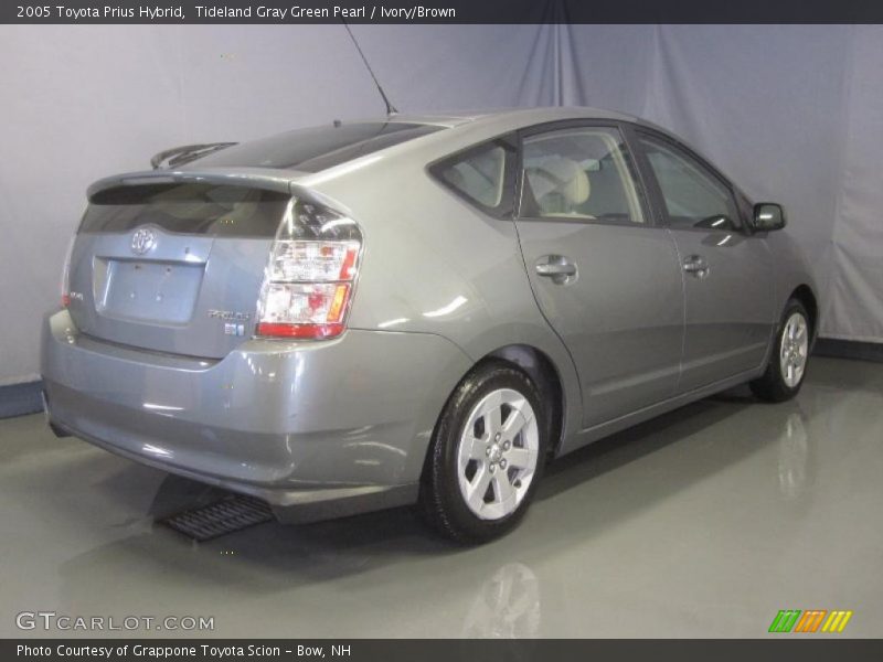 Tideland Gray Green Pearl / Ivory/Brown 2005 Toyota Prius Hybrid