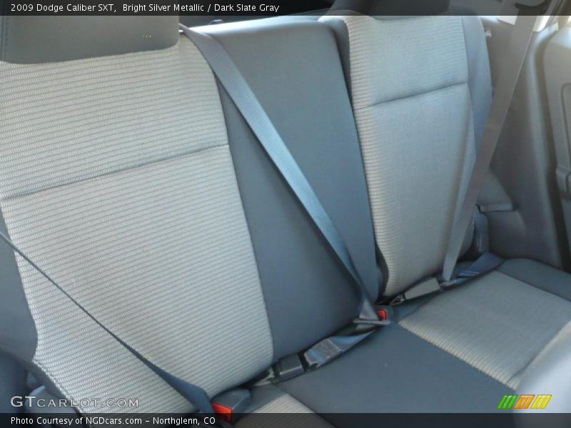 Bright Silver Metallic / Dark Slate Gray 2009 Dodge Caliber SXT