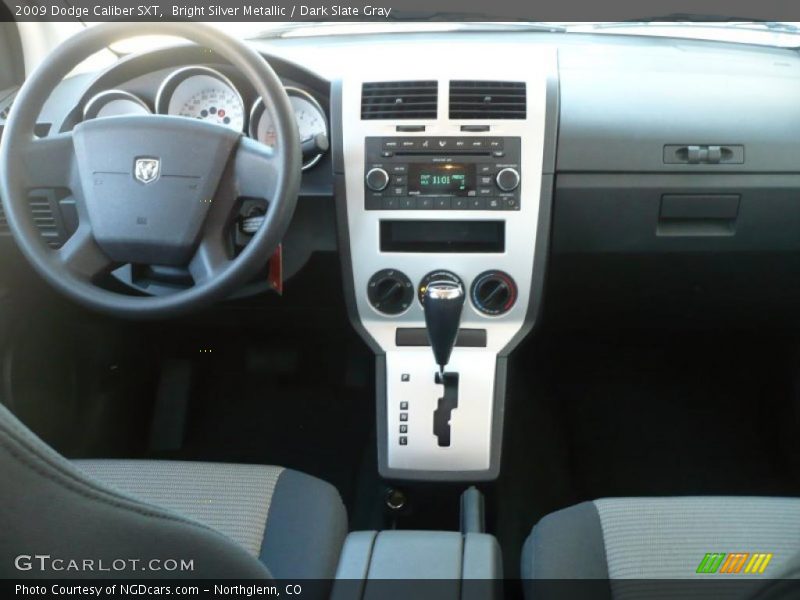 Bright Silver Metallic / Dark Slate Gray 2009 Dodge Caliber SXT