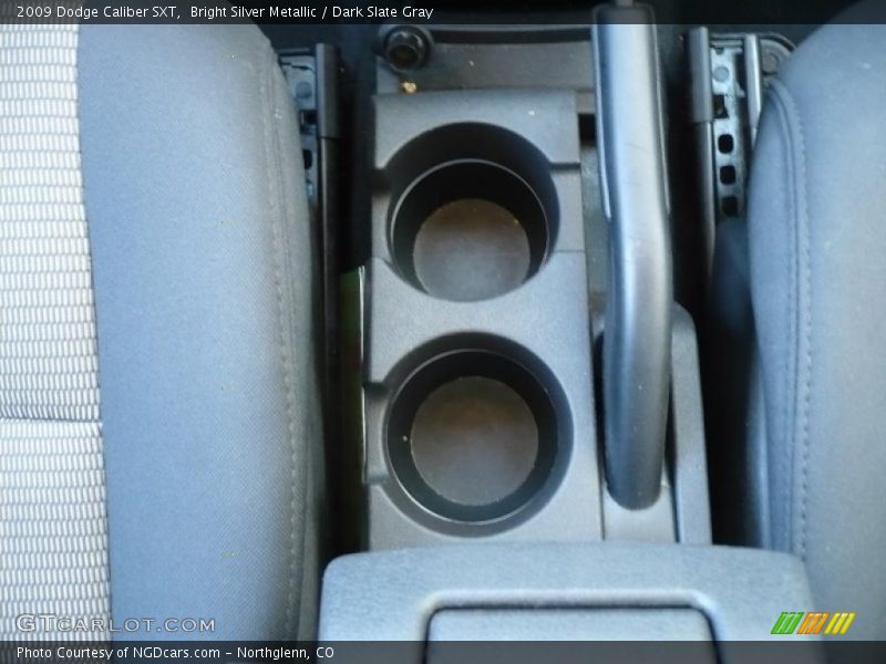 Bright Silver Metallic / Dark Slate Gray 2009 Dodge Caliber SXT