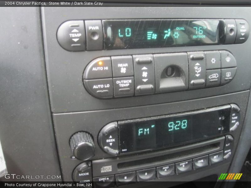Stone White / Dark Slate Gray 2004 Chrysler Pacifica