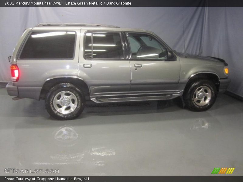 Estate Green Metallic / Dark Graphite 2001 Mercury Mountaineer AWD